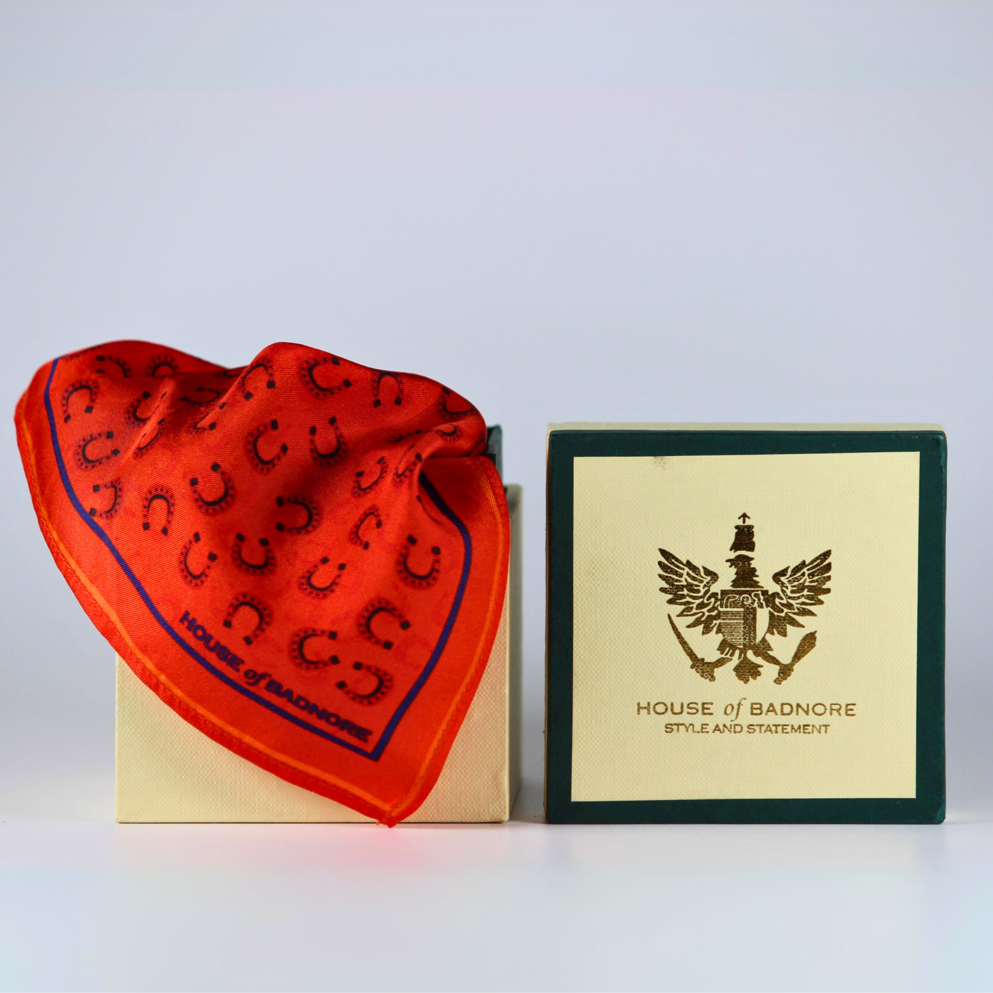 Horseshoe Pocket Square & Cufflinks Set