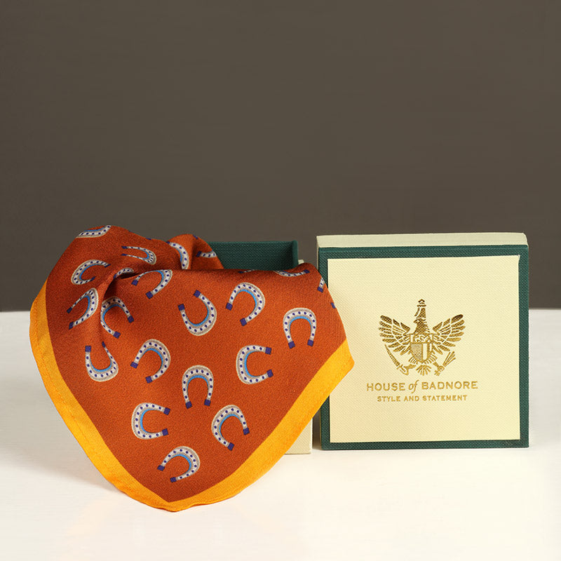 Horseshoe Pocket Square & Cufflinks Set